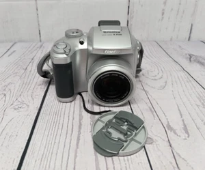 Digital Camera Fuji S3500 With Fuji 256MB XD Card - Tested working - Picture 1 of 23