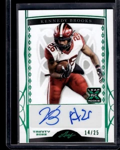 2022 Leaf Trinity Football Kennedy Brooks XRC Emerald Auto #'d /25 - Bild 1 von 2