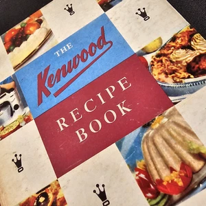 1950s The Kenwood Recipe Book, The Kenwood Chef Mixer Hardcover Vintage UK - Picture 1 of 14