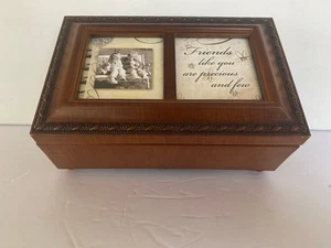 Precious Friends Holz Schmuck Spieluhr spielt "DAS IST, WOFÜR FREUNDE SIND." - Bild 1 von 7