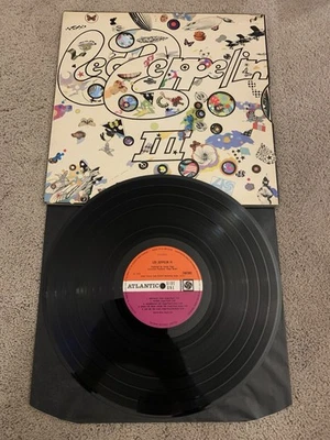 Led Zeppelin III Vinyl Record LP Early Press Plum Label VG/VG+ - Image 1 of 4