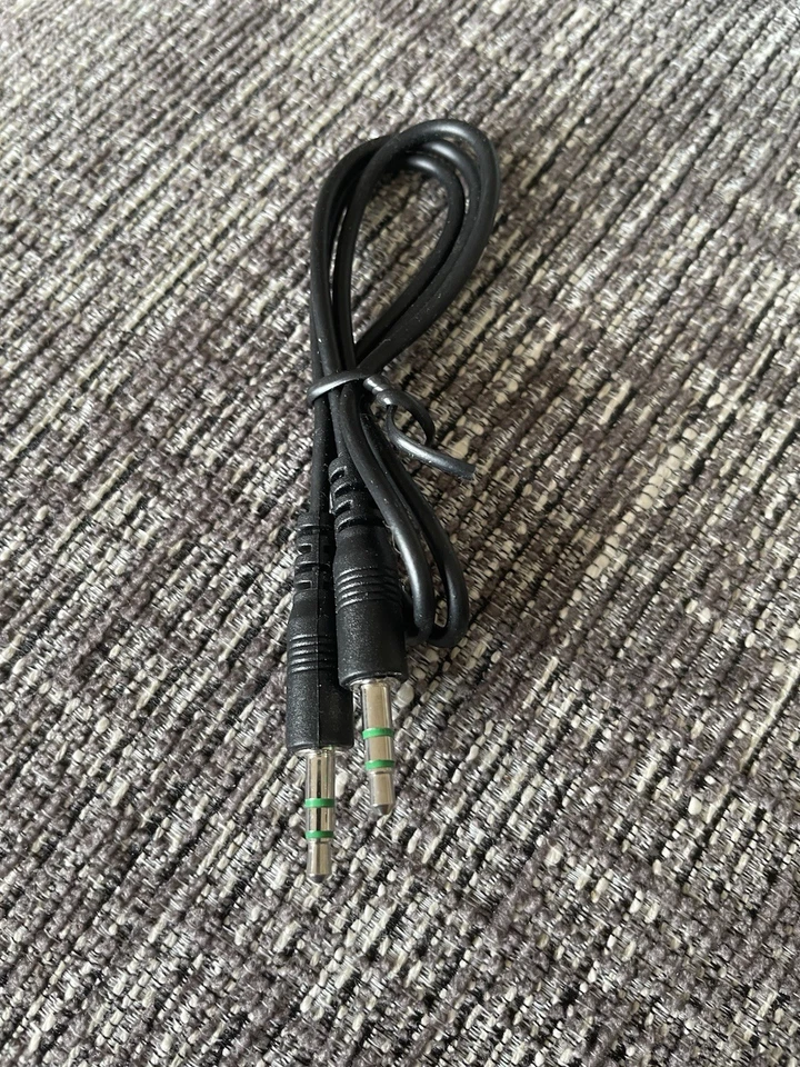 Female to Male XboxOne® CHAT ADAPTER CABLE- Static Free - Image 1 of 1