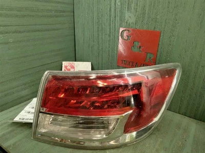 22007-2009 MAZDA CX-9 PASSENGER RIGHT RH TAILLIGHT BRAKE REVERSE LAMP OEM FLAWS - Image 1 of 4