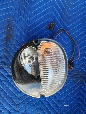 2004-2008 庞蒂亚克大奖赛 06-10 Solstice 雾灯带转向信号原始设备制造商 158522 — 第 1/4 张图片