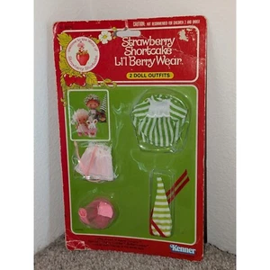 Strawberry Shortcake Li'l Berry Wear Doll Outfits Vintage 1982 Kenner NIP - Picture 1 of 8