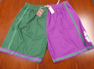 MITCHELL & NESS HWC NBA MILWAUKEE BUCKS SWINGMAN SHORTS SIZES - Image 1 of 4