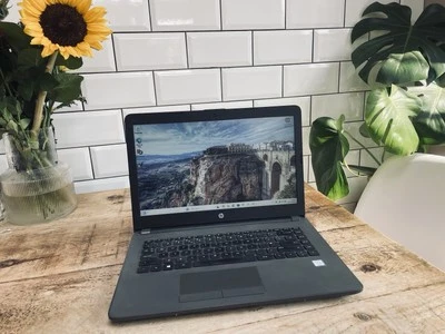 Laptop HP 240 G6 Core i5-7200U 2.50GHz 8GB Ram 256GB SSD Windows 11 - Image 1 of 4