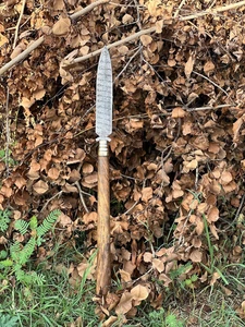 Handgefertigter Speer aus Damaststahl - Wikinger-inspiriertes Sammlerstück mit Holzgriff. - Bild 1 von 8
