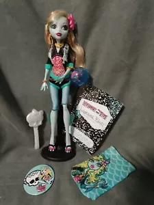 MONSTER HIGH - Muñeca LAGOONA BLUE 1 WAVE y Mascota NEPTUNA, Diario/stand/peine - Imagen 1 de 8
