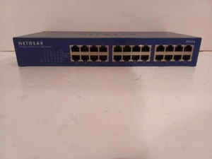 Netgear ProSafe 24 Port 10/100 Switch Model JFS524 w/ rack mount - Fast Ship - Picture 1 of 3