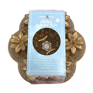 Nordic Ware Gold Aloha Pineapple Hawaii Bundt Cake Pan Cast Aluminum 10 Cup NEW - Picture 1 of 10