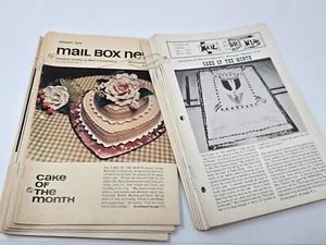 Vintage lot of 30 Cake the Month Mailbox News magazines 1964, 1970 1979 - Imagen 1 de 13