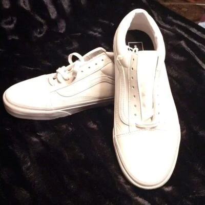 Van's NWOT "Old Skool - Off the Wall" Unisex Sneakers US 8.5 Men's - 10 … - Image 1 of 4