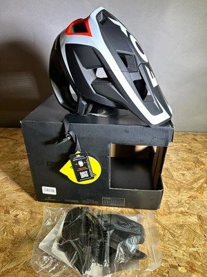 Casco de ciclismo de montaña Fox Racing DROPFRAME PRO (negro) 29338 talla pequeña Foto 1 de 4