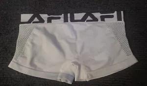 NWT FILA SEAMLESS BOYSHORTS SIZE: M - Picture 1 of 3
