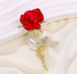 Red Rose Brooch W/ Faux Crystals And Pearl Gold Tone Red - Picture 1 of 5