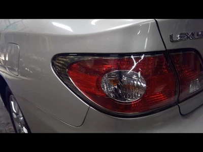 Cuarto de luz trasera del conductor montado en panel para 04-06 LEXUS ES330 1690821 Foto 1 de 4