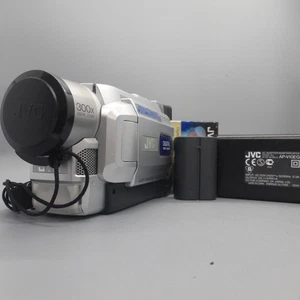 JVC GR-DVL150E Handheld MiniDV Camcorder Silver Tested Full Working Set - Picture 1 of 10