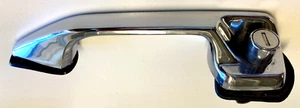 Mercedes Benz W108 W109 Door Handle Front Left 1087661301 No Key Original - Picture 1 of 5