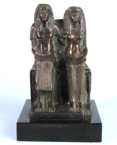 ANCIENT EGYPTIAN COUPLE SITTING OFFICIAL LOUVRE MUSEUM REPLICA BRONZE STATUE - Picture 1 of 10