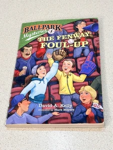 2 Ball Park Mystery’s Books The Fenway Foul-up & Christmas In Cooperstown  - Foto 1 di 10