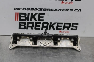 08 KAWASAKI NINJA ZX10R SECONDARY FUEL INJECTORS TOP AIRBOX GAS RAIL BB201 - Image 1 of 4