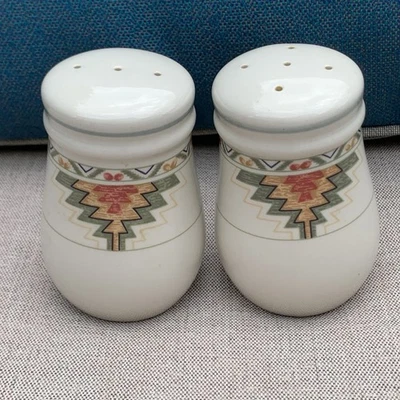Juego de sal y pimienta Studio Nova Timberline vintage RARO Y2318 suroeste azteca Foto 1 de 4