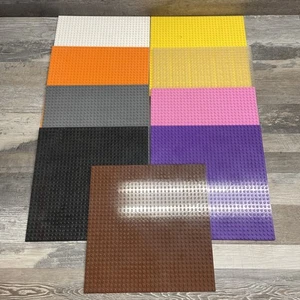 Generic Briks Lot of 9 - 32 Base Plates 32x32 Dots 10"x10" - Multicolors - Picture 1 of 3