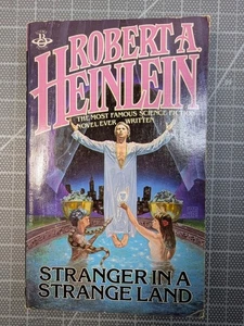 1981 STRANGER IN A STRANGE LAND von Robert A. Heinlein 54. Berkley Taschenbuch - Bild 1 von 9