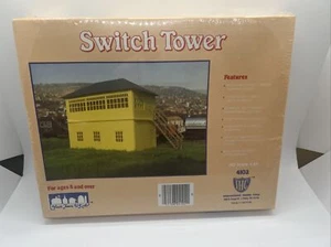 HO 1:87 Scale SWITCH YARD CONTROL TOWER BUILDING Kit New in Sealed Box IHC 4102 - Picture 1 of 8
