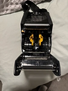 Zebra printer with 2 extra batteries - Picture 1 of 5