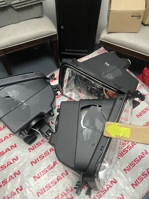 Lámpara antiniebla Infiniti QX4 QX56 genuina OEM 26155-3W725 IZQUIERDA *VER FOTOS* Foto 1 de 4