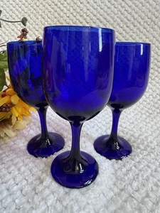3er Set Vintage Kobaltblau Weinkelche - 7,5" hohe Stielgläser - Retro  - Bild 1 von 6