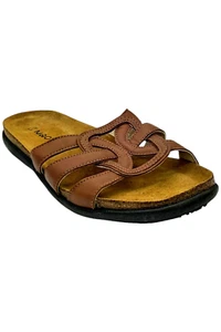 NAOT Women's Liv Sandal Caramel - Picture 1 of 3