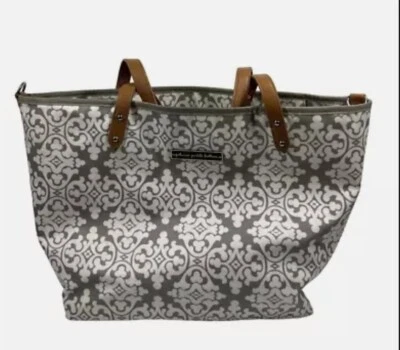 Bolsa de pañales - Petunia Pickle Bottom Downtown Tote Desayuno en Berkshire Foto 1 de 4