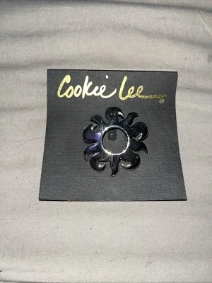 Broche Cookie Lee Sunshine Pin Tono Plateado Nuevo Nuevo de Lote Antiguo Rayos Brillantes Foto 1 de 4