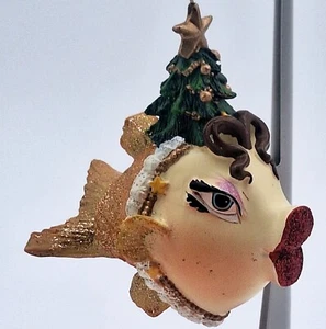 Kathrine's Collection Weihnachtsschmuck küssender Fisch gold Glitzer Baummütze - Bild 1 von 17