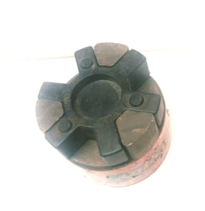 LOVEJOY L-100 Half Coupling, 1-1/8" Bore - Picture 1 of 3