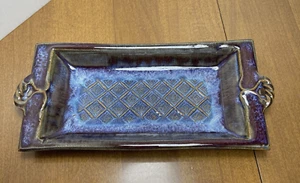 Plato de cerámica Hamilton Williams azul púrpura bandeja para servir celosía cerámica de Carolina del Norte 2008 - Imagen 1 de 11
