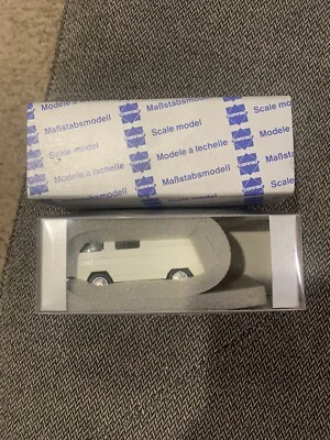 Винтажный Conrad масштаб 1:50 Mercedes Benz MB 100/130/150 литая модель фургона 1605 новый из старых запасов - Изображение 1 из 4