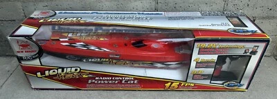 New Bright Liquid Heat R/C Electric Boat 19.2 VOLT 33" Remote Control Power Cat - Image 1 of 4