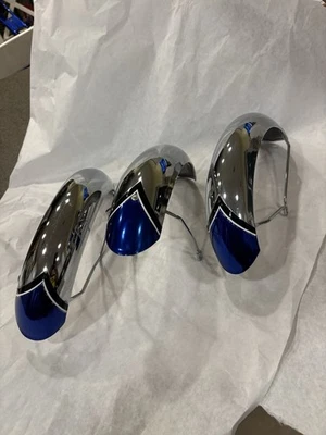 Guardabarros para triciclo Schwinn Roadster para niños azul/cromo Foto 1 de 4