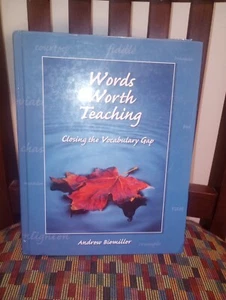 WORDS WORTH TEACHING CLOSING THE VOCABULARY GAP WITH DISC HARDCOVER - Picture 1 of 5