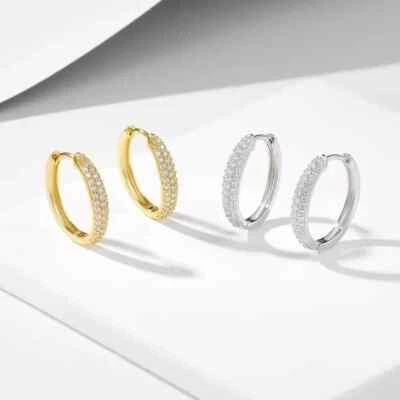 Pendientes de aro Huggie de diamantes simulados de oro amarillo de 9 quilates sobre plata para dama de 20 mm Foto 1 de 4