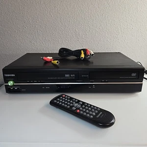 Toshiba SD-V296-K-TU DVD/VCR Kombiplayer 4-Kopf VHS Recorder - Bild 1 von 6