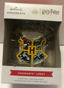 Hallmark Harry Potter Hogwarts Crest Christmas Ornament - Picture 1 of 4