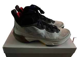 Zapatos de baloncesto Nike Air Jordan XXXVII para hombre hueso claro DD6958-060 - Imagen 1 de 4