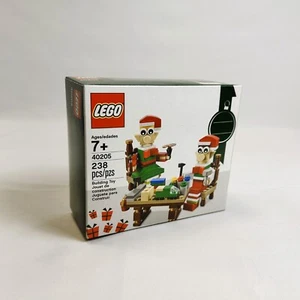 LEGO Seasonal: Christmas Elves' Workshop (40205) - Picture 1 of 6
