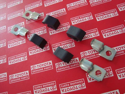Parachoques capó Toyota Corolla KE30 KE35 TE31 TE35 1974 1975 1977 1978 1979 Foto 1 de 4