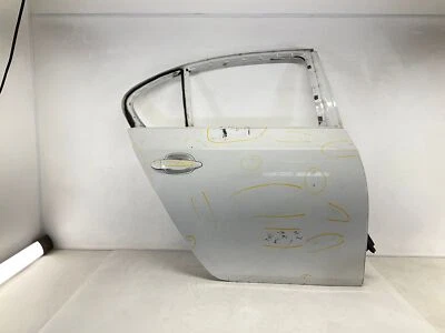 08-10 Puerta exterior trasera derecha pasajero bmw 535i sin cristal  Foto 1 de 4
